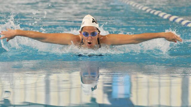 Rosana Mateo, en natación.