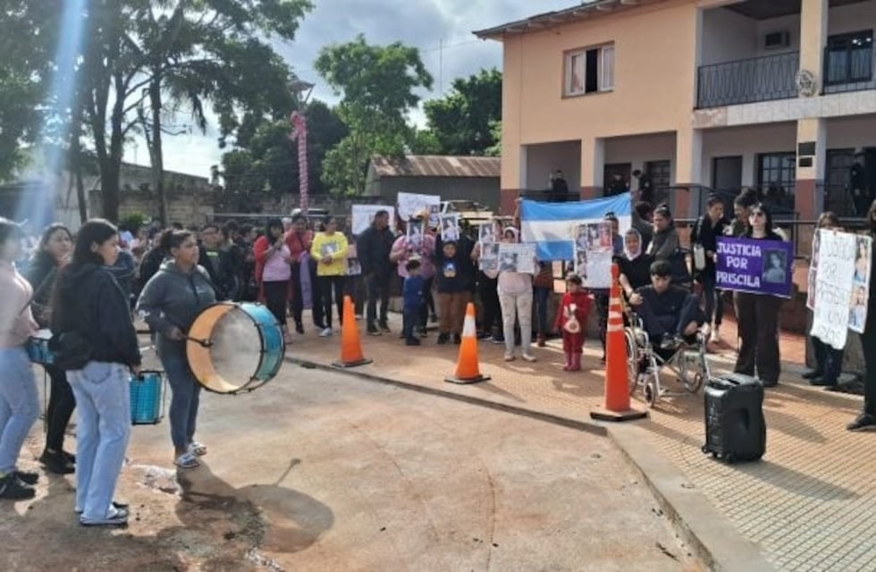 Marcha por Priscila Díaz en Jardín América: reclaman justicia por la joven asesinada