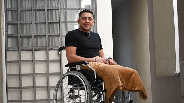 Franco Lizardo, el joven que tuvo la amputación de sus dos piernas.