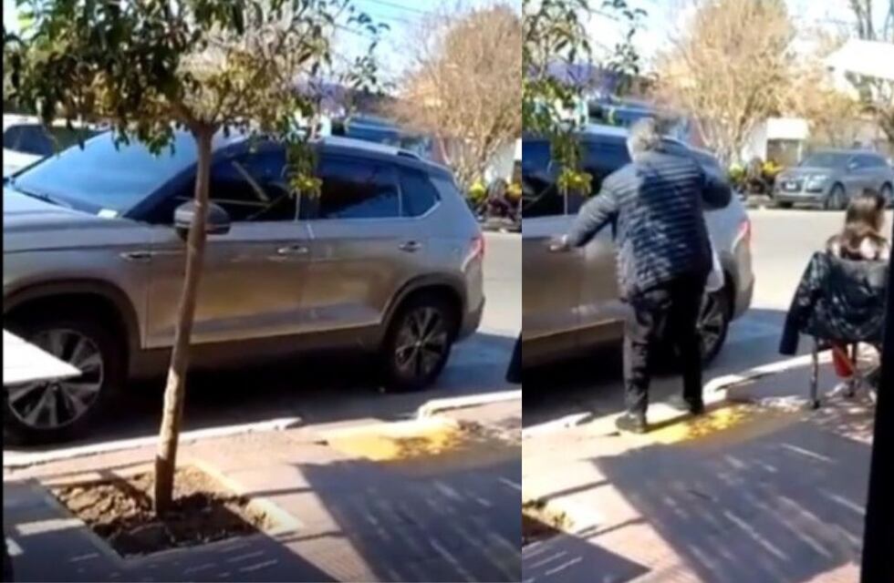 Escracharon a Mario Negri por bloquear una rampa para discapacitados: qué hizo el funcionario