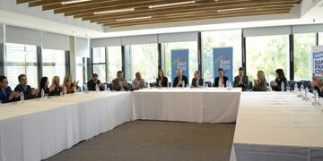 Firma de convenio en el parque Industrial