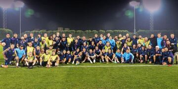 “Más que nunca TODOS JUNTOS”, escribió Rodrigo De Paul. Foto: @rodridepaul / Instagram.