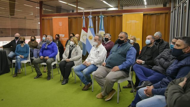 Reunion en la Municipalidad de Arroyito por las medidas sanitarias