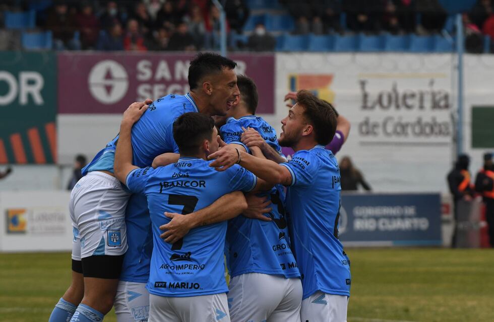 Estudiantes de Río Cuarto goleó y se anima a pelear más arriba