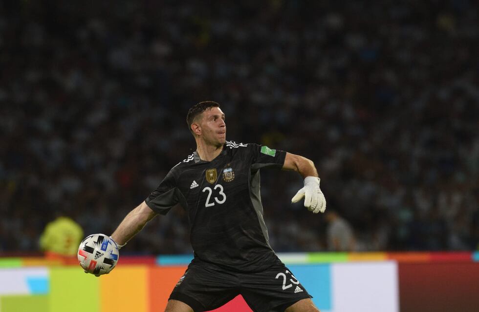 La respuesta del Dibu Martínez a Mbappé: “No saben lo que es jugar en Sudamérica”