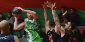Altense superó a Barrio Hospital y puso la serie 2 a 0.