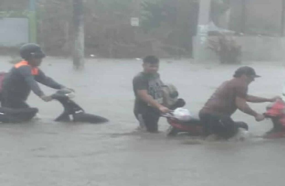 Temporal en Tucumán: calles anegadas, inundaciones y dificultades para circular