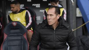 En las próximas horas Lucas Bovaglio, ex Instituto, se convertirá en técnico de Guaraní de Paraguay (Foto Federico Lopez Claro).