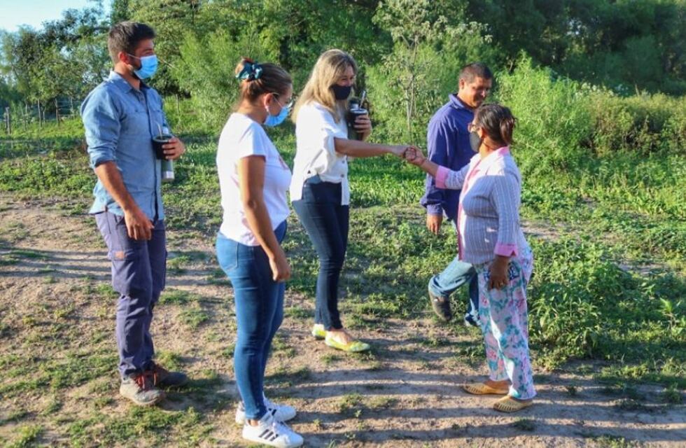 Barranqueras y el gobierno provincial buscan abastecer de agua a productores de la Isla Santa Rosa