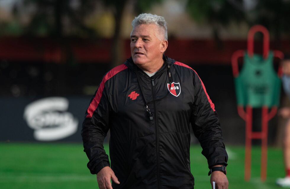 Newell’s Old Boys busca entrenador: Adrián Coria dirige ante Instituto