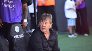 Ricardo Zielinski volverá a cruzarse con River, dirigiendo a Belgrano.