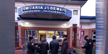Dos jóvenes terminaron detenidos por robar cerdos a productores. Policía de Misiones