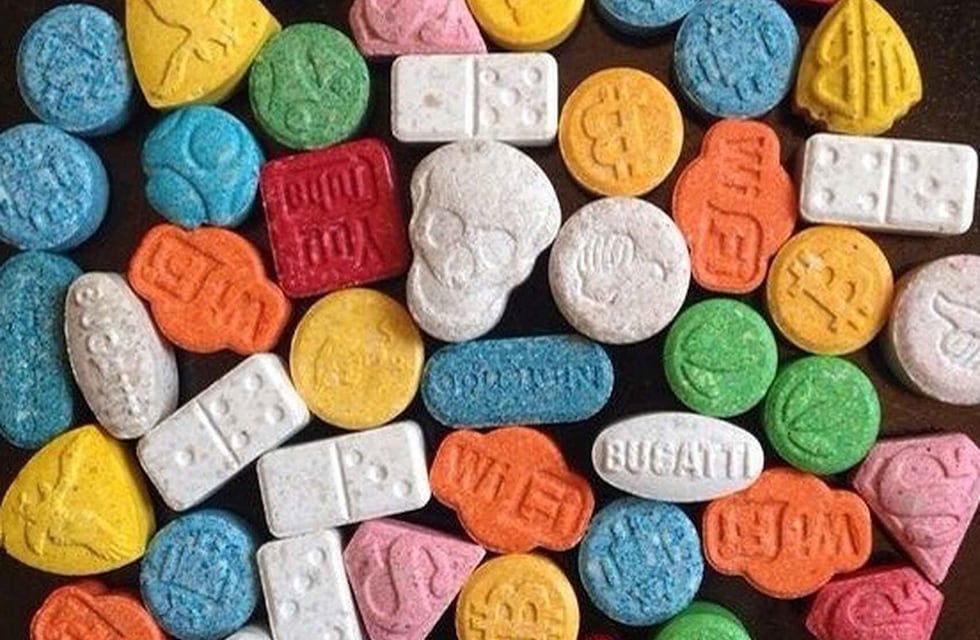 Éxtasis, música electrónica y muerte: las pastillas cada vez más presentes en la Argentina
