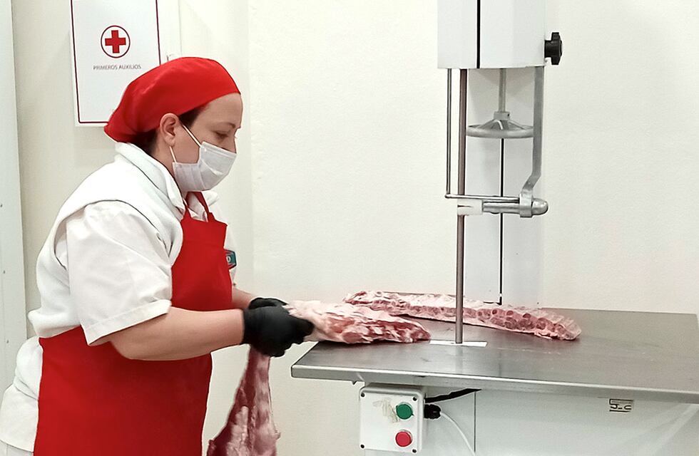 Ushuaia: invitan a las mujeres a participar de la primera formación laboral para carniceras