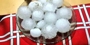 Imágenes de la intensa caída de granizo en Santo Tomé.