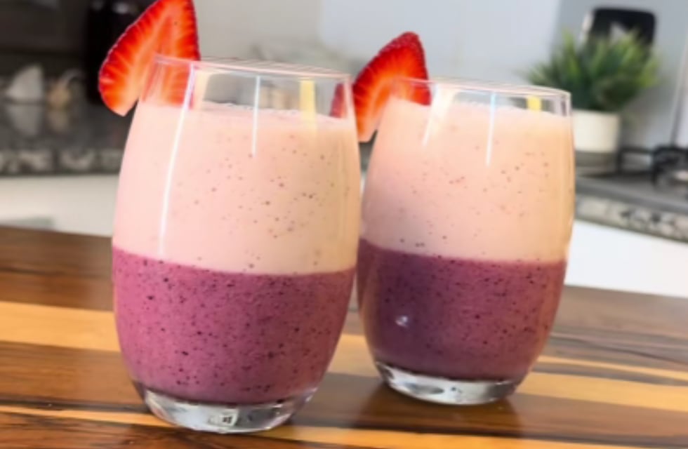 Cómo hacer un licuado bicolor: la receta súper refrescante con solo 5 ingredientes