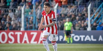 El interno uruguayo sería refuerzo de la T. En Estudiantes fue separado del plantel.