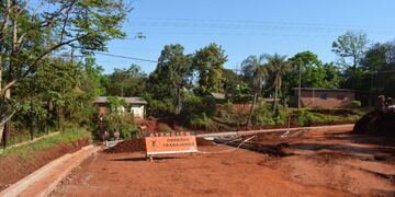 Avanzan con la construcción de obras viales en Oberá.
