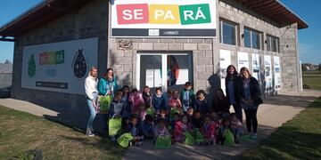 Alumnos del Jardín Nº 913 visitaron la Planta de Reciclado