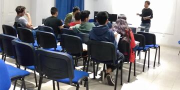 El apoyo gratuito es para los ingresos a  Ingeniería Civil e Ingeniería Ambiental 2023.