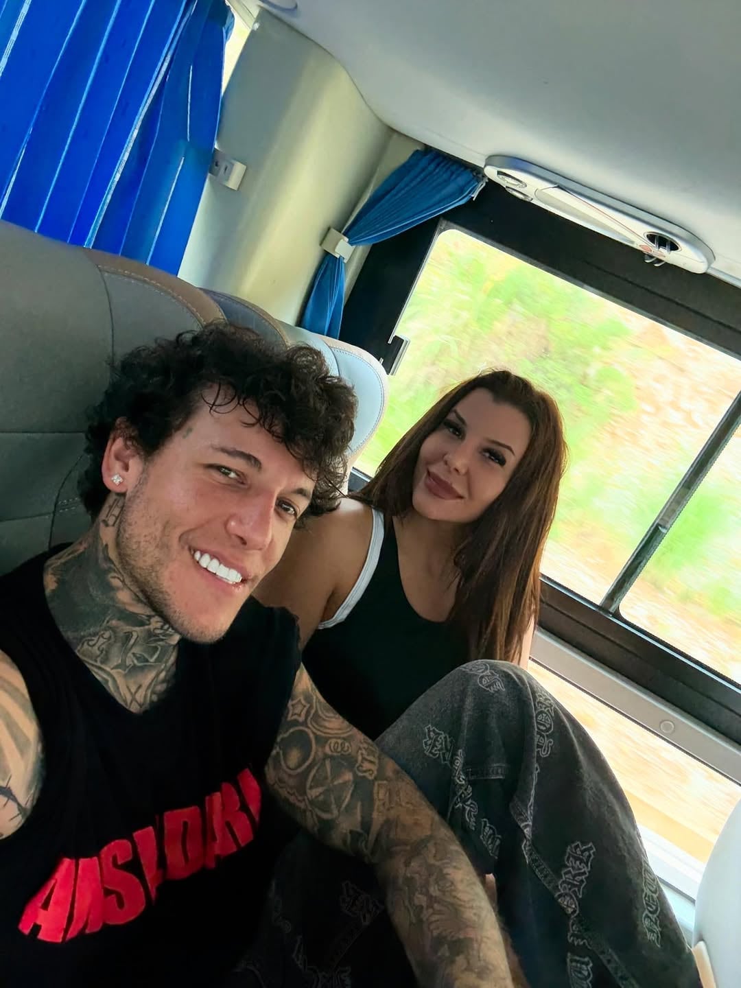 Alex Caniggia anunció su reconciliación con Charlotte, su hermana tras la polémica pelea