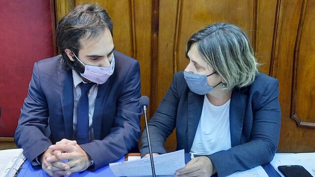 Ezequiel Hernández y Mariela Jiménez solicitaron una audiencia este martes a la mañana para tratar la solicitud.