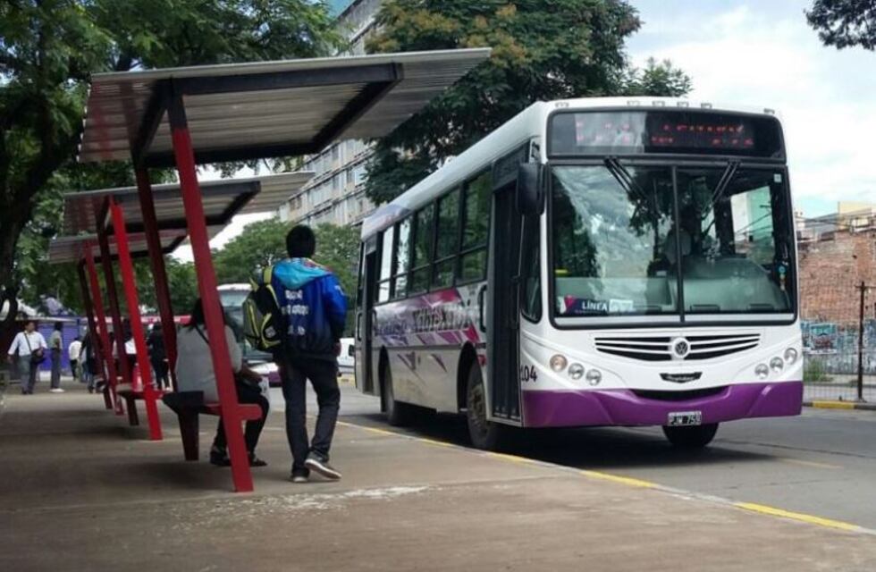 Colectiveros de la capital y Palpalá van al paro este martes en Jujuy