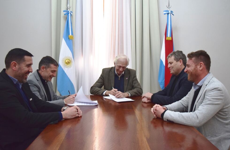 El Gobierno de Entre Ríos y la Uader firmaron un acuerdo de cooperación tecnológica y capacitación