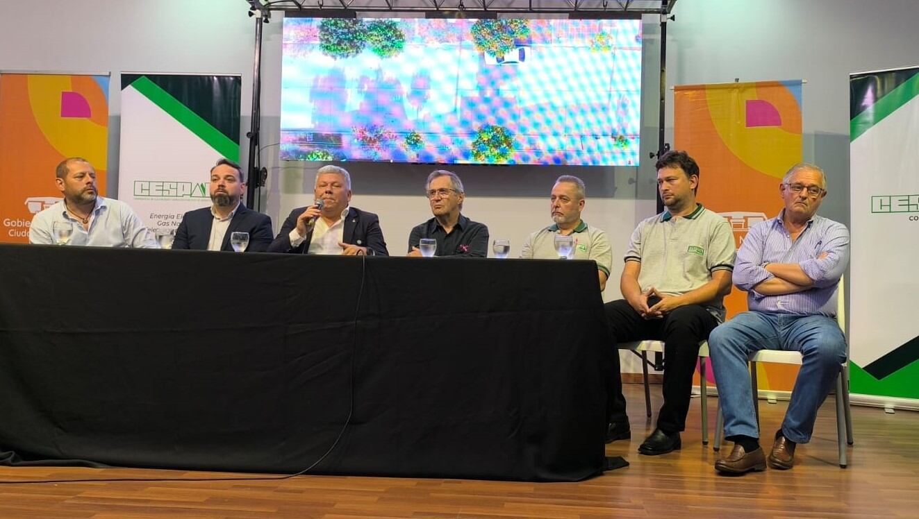 Firmaron el contrato por la Obra de Cloacas del Sector Sur Arroyito