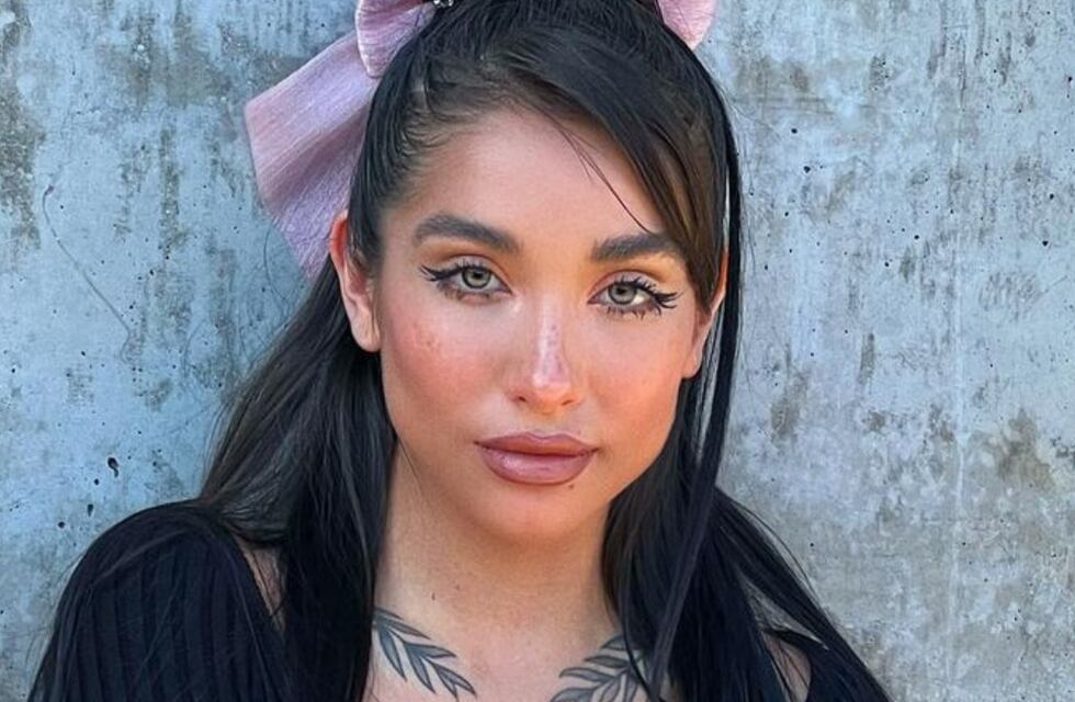 María Becerra se sumó a la tendencia Barbiecore y revolucionó las redes