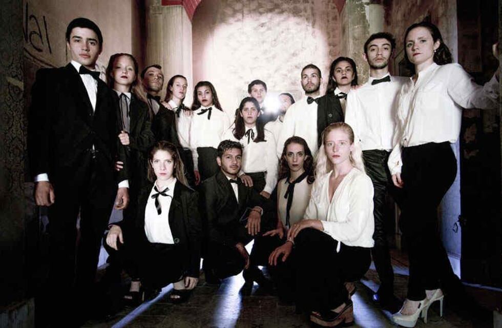 Pabellón Tornú: una obra de teatro inmersiva en el ex - hospital de Santa María de Punilla