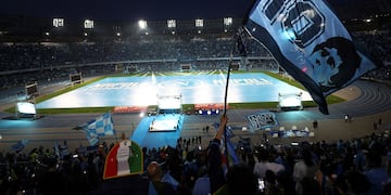 El estadio Diego Armando Maradona, del Napoli, en la celebración de nuevo título. Foto: AP.