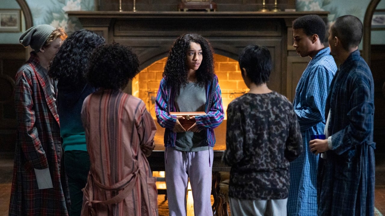 La miniserie sugerida es de origen estadounidense.