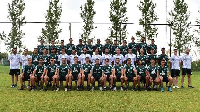 El plantel posó en el predio de Entrenamientos. (foto: La Voz Deportiva)