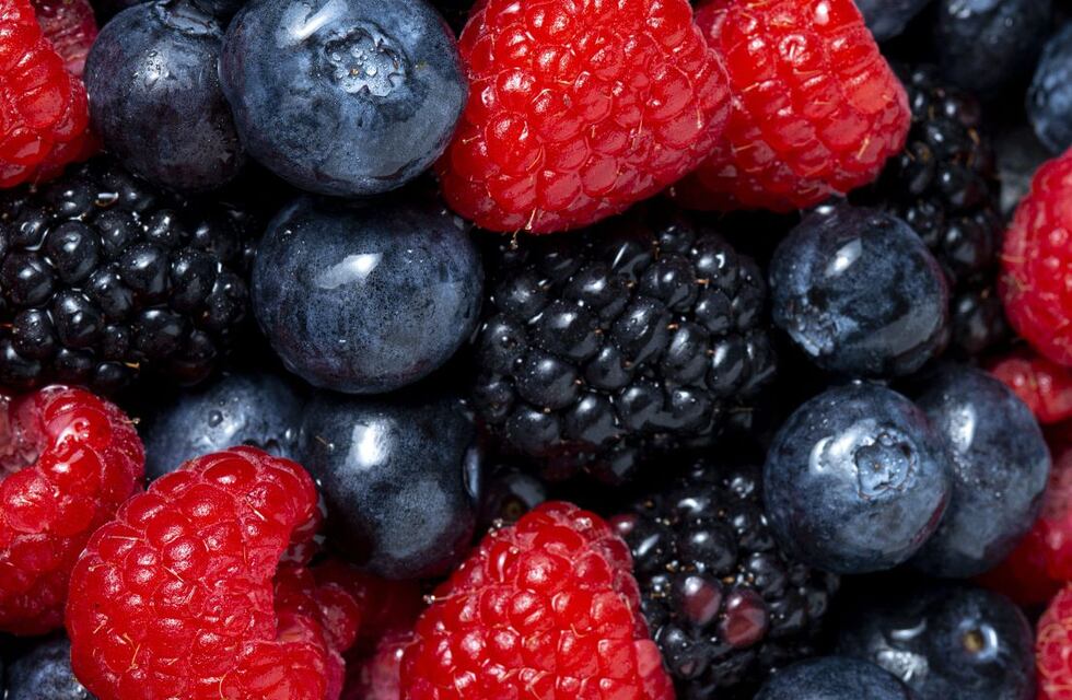 Cuál es la fruta que previene el cáncer y estimula la digestión, según los expertos