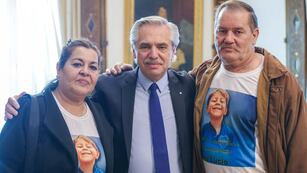 Alberto Fernández se reunió con los abuelos de Lucio Dupuy.