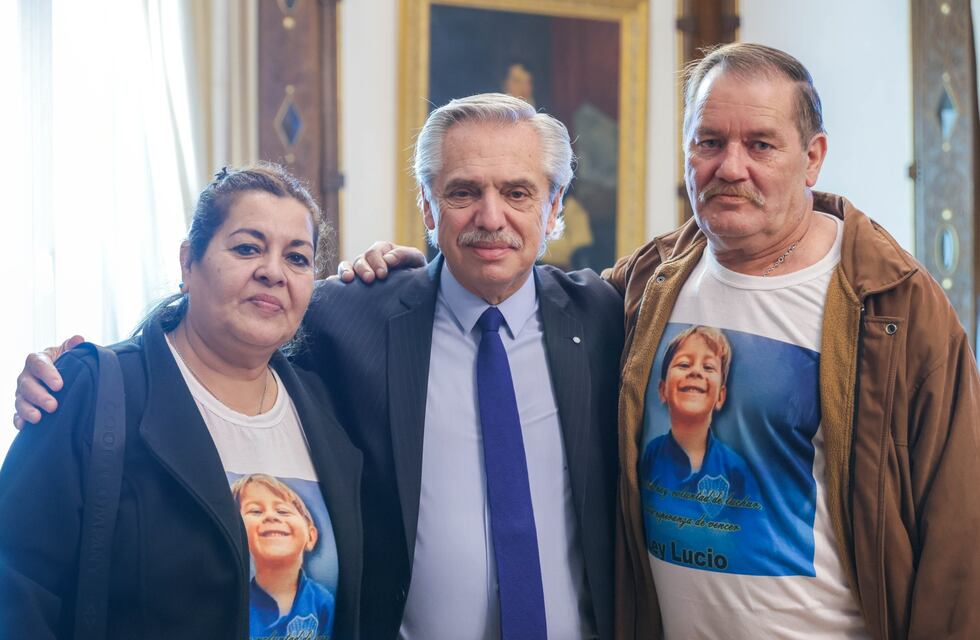 El abuelo de Lucio Dupuy fue recibido por Alberto Fernández en la Casa Rosada