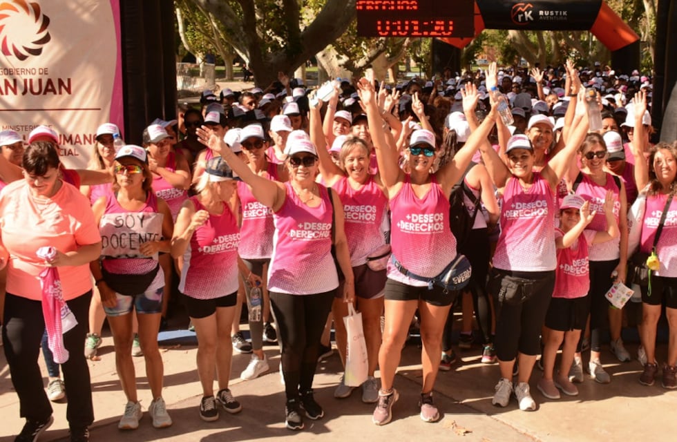 Las sanjuaninas fueron parte de la multitudinaria maratón del Mes de la Mujer