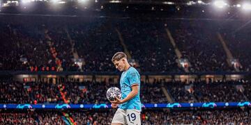 Álvarez aprovechó los 22 minutos contra Bayern de Múnich.