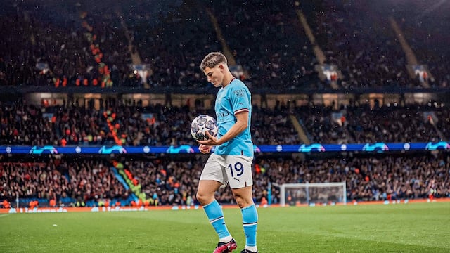 Álvarez aprovechó los 22 minutos contra Bayern de Múnich.