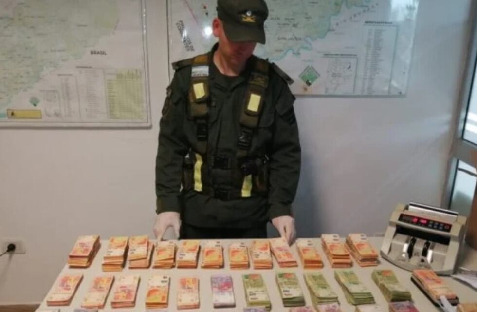 Posadas: transportaba casi 4 millones de pesos sin ningún tipo de documentación