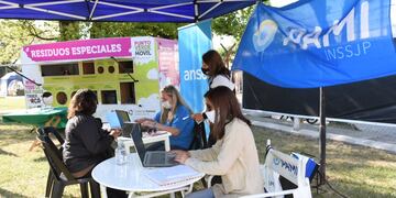 PAMI y ANSeS brindan sus servicios en Rafaela en Acción