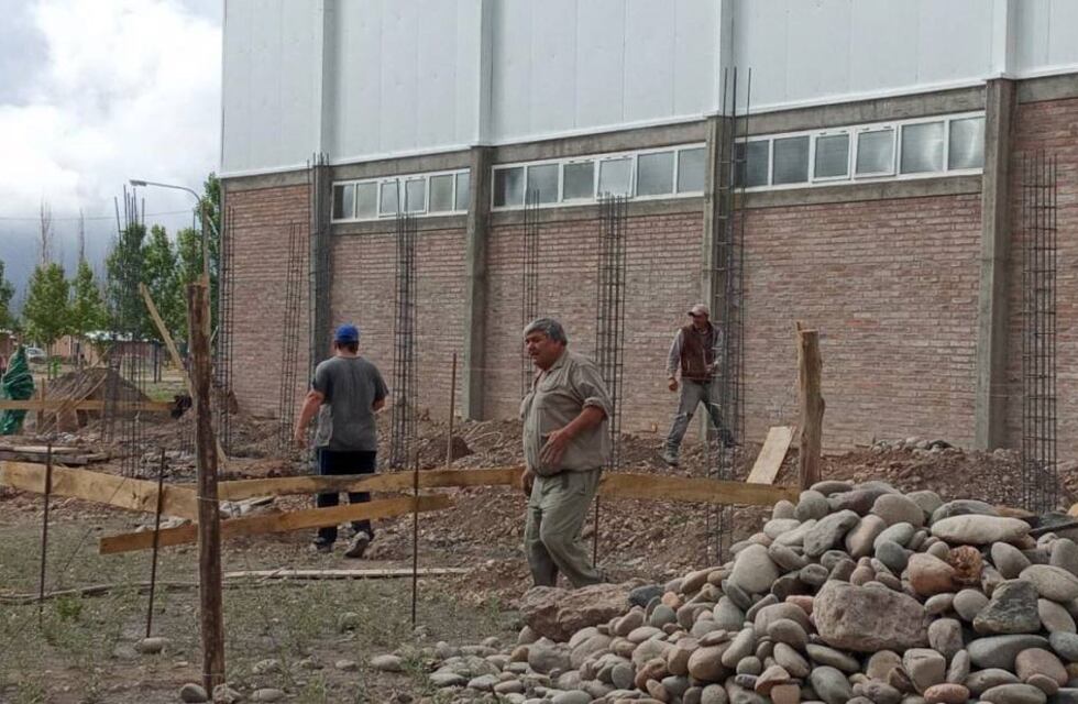 Amplían el polideportivo y salón de usos múltiples de El Sosneado