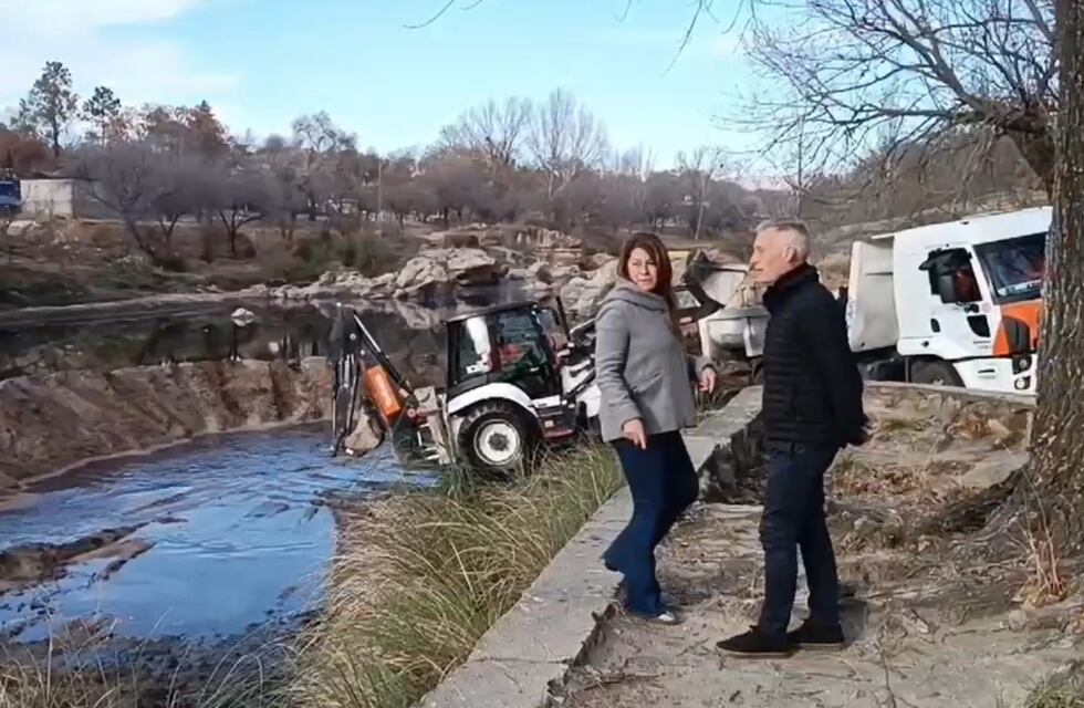 El municipio de Villa Carlos llevó adelante una nueva jornada de remoción de áridos en El Fantasio
