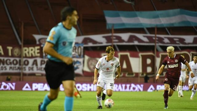 Jerónimo Cacciabue marcó dos goles y fue la figura de la noche en la Fortaleza. (@newells)