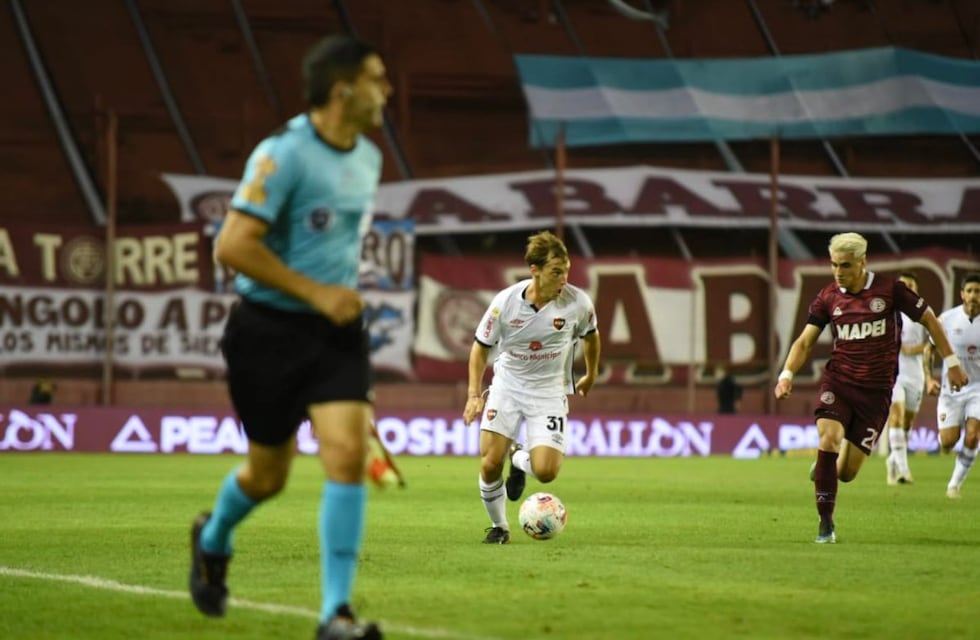 Newell’s le ganó a Lanús y consiguió la primera victoria del año