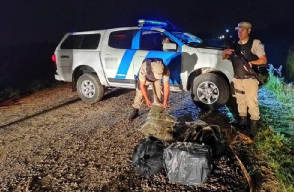 Prefectura Naval Argentina decomisó marihuana en Candelaria