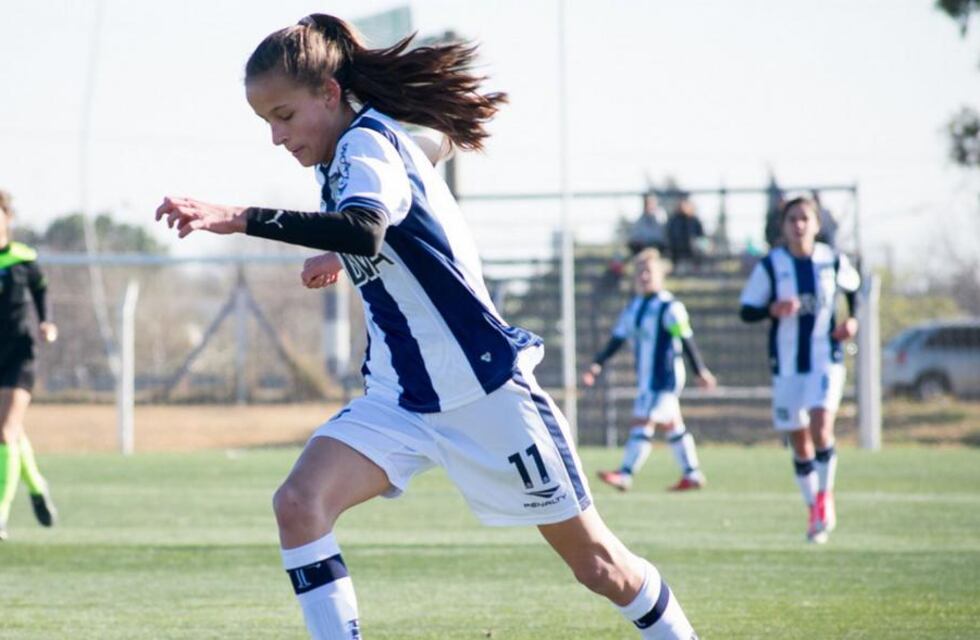 Paulina Gramaglia dejó Talleres y jugará en el fútbol profesional para la UAI Urquiza