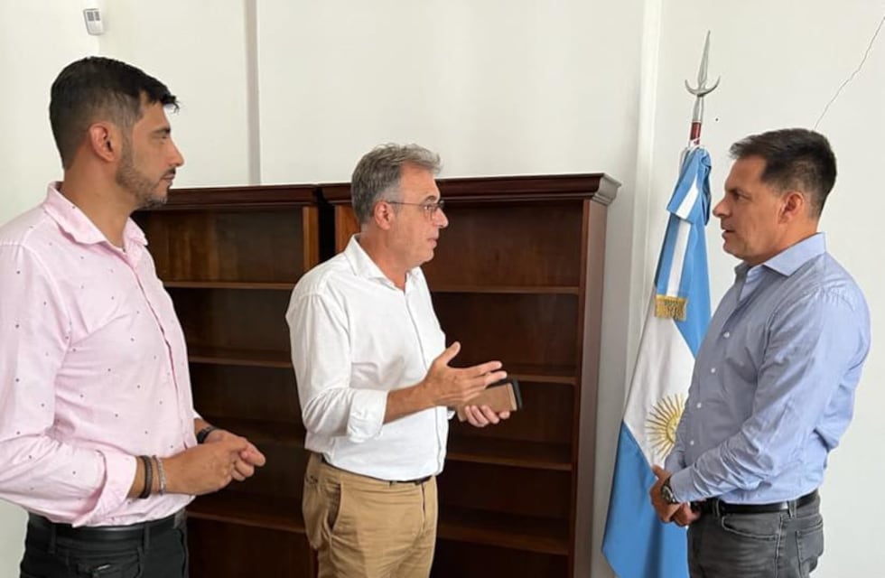 El intendente Luis Castellano se reunió con el fiscal federal Gustavo Onel