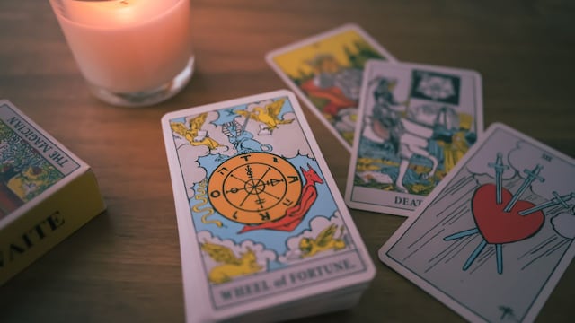 Cada signo tiene su carta del tarot: cuál es la tuya y qué significa.